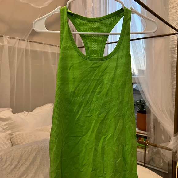 Lululemon swiftly tech racer back tank top - Picture 2 of 4